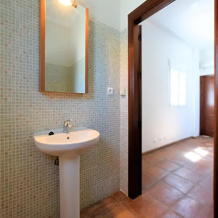Belvilla By Oyo Bandoleros, Cleaning Included Villa *